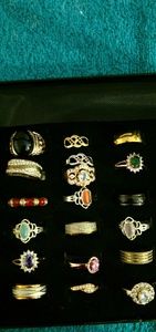 Costume Jewelry Rings 33 count